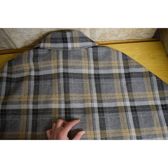 VTG 70s JOYCE Plaid Cape Coat Poncho Sherlock Plaid Twee Gray Collared Button Up - Picture 10 of 10